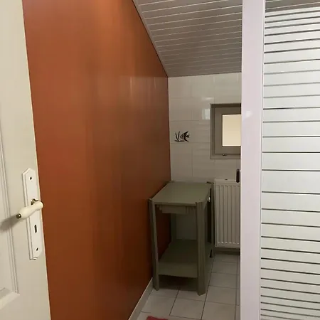 Πανσιόν D'hote Leontine 3*